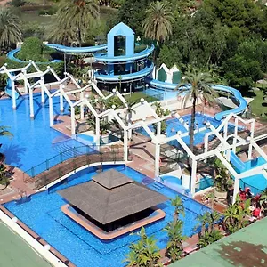 vive-estudio-benal-beach-319.es-andalucia.com/