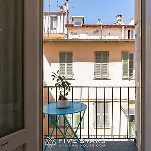 suite-la-bohme-five-stars-holiday-house.fr-provencehotel.com/